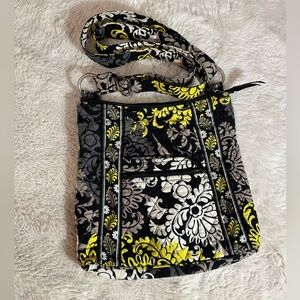 EUC Vera Bradley Crossbody